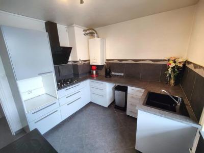 For sale Saint-martin-d'heres 4 rooms 71 m2 Isere (38400) photo 2