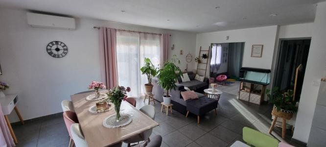For sale Alignan-du-vent 5 rooms 107 m2 Herault (34290) photo 3