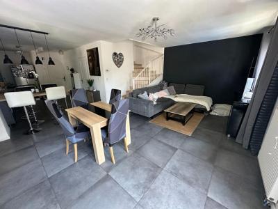 For sale Juvignac 4 rooms 93 m2 Herault (34990) photo 2