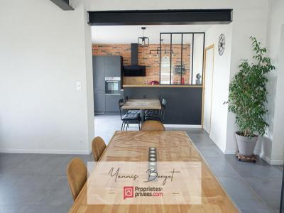 For sale Montaigu 6 rooms 121 m2 Vendee (85600) photo 1