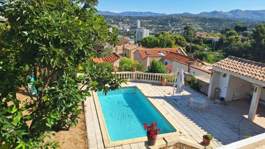 For sale Marseille-11eme-arrondissement 7 rooms 143 m2 Bouches du Rhone (13011) photo 0