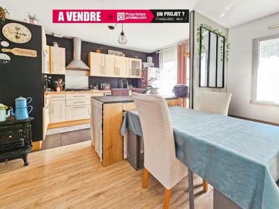 For sale Sainte-gemmes-sur-loire 5 rooms 98 m2 Maine et loire (49130) photo 0