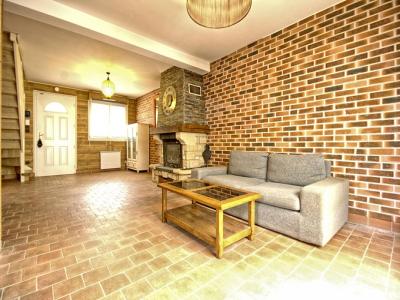 For sale Avrille 3 rooms 76 m2 Maine et loire (49240) photo 2