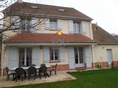 For sale Meru 7 rooms 166 m2 Oise (60110) photo 0