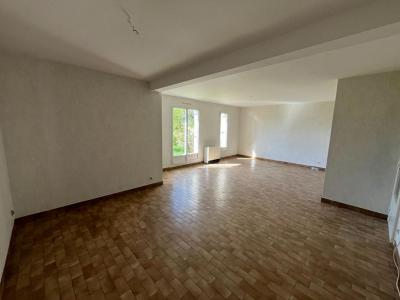 For sale Noyant 5 rooms 104 m2 Maine et loire (49490) photo 4