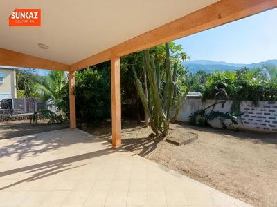 Annonce Vente 4 pices Maison Etang-sale 974