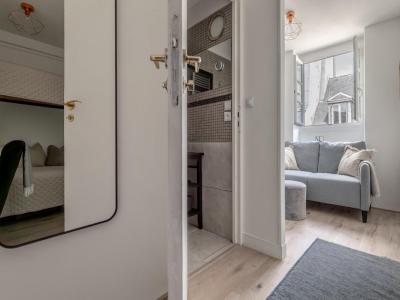 For sale Paris-1er-arrondissement 1 room 17 m2 Paris (75001) photo 3