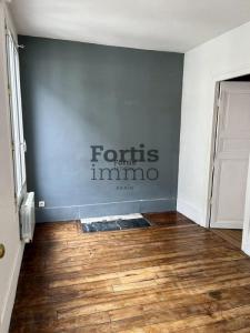 For sale Paris-18eme-arrondissement 3 rooms 45 m2 Paris (75018) photo 4