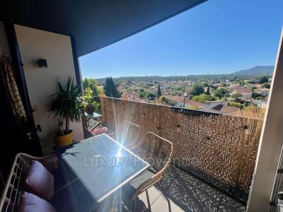 For sale Gardanne 3 rooms 62 m2 Bouches du Rhone (13120) photo 1