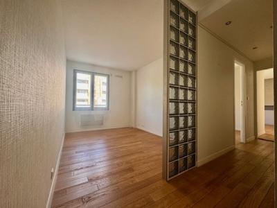 For rent Toulouse 3 rooms 98 m2 Haute garonne (31400) photo 2