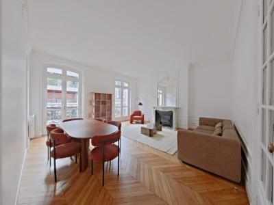 For rent Paris-16eme-arrondissement 4 rooms 147 m2 Paris (75016) photo 0