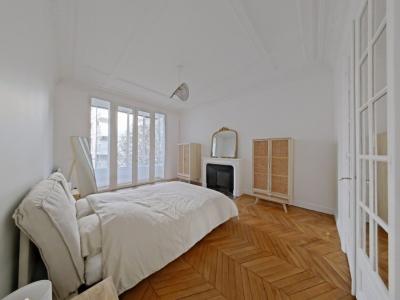 For rent Paris-16eme-arrondissement 4 rooms 147 m2 Paris (75016) photo 1