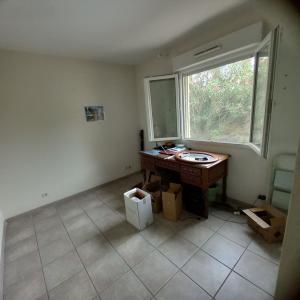 For sale 5 rooms 150 m2 Herault (34470) photo 2