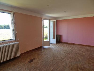 For sale 3 rooms 82 m2 Eure et loir (28240) photo 2