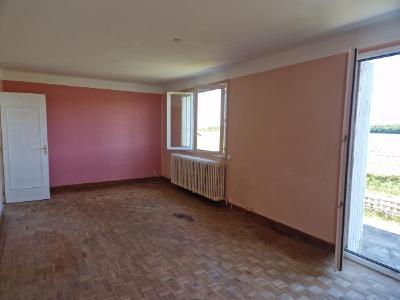 For sale 3 rooms 82 m2 Eure et loir (28240) photo 3
