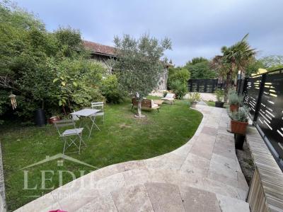 For sale Caussens 5 rooms 227 m2 Gers (32100) photo 2