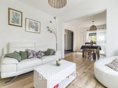 For sale Hennebont 6 rooms 137 m2 Morbihan (56700) photo 0