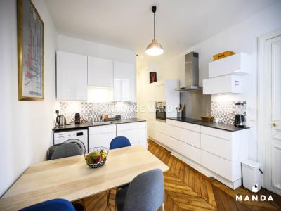 For rent Paris-8eme-arrondissement 3 rooms 68 m2 Paris (75008) photo 4