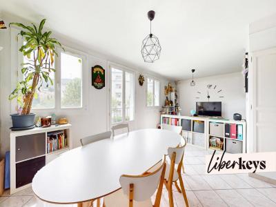 For sale Marseille-11eme-arrondissement 3 rooms 63 m2 Bouches du Rhone (13011) photo 1