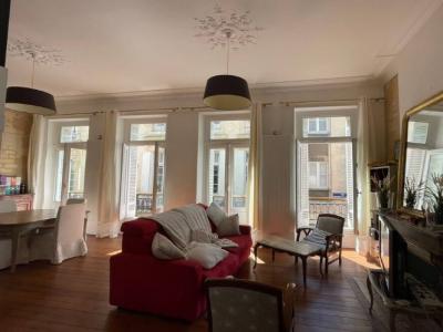 For rent Bordeaux 2 rooms 68 m2 Gironde (33000) photo 1