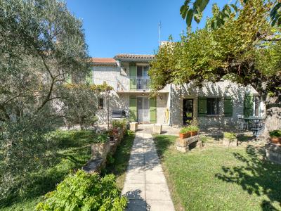 For sale Camaret-sur-aigues 6 rooms 200 m2 Vaucluse (84850) photo 1