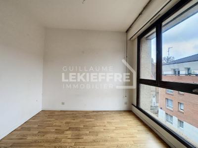 For sale Lille 2 rooms 46 m2 Nord (59000) photo 1