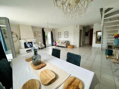 For rent Montpellier 4 rooms 92 m2 Herault (34070) photo 1