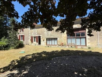 For sale Villefagnan 7 rooms 183 m2 Charente (16240) photo 0
