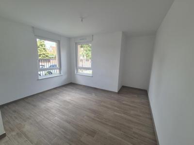 For sale Haguenau 3 rooms 67 m2 Bas rhin (67500) photo 2