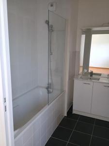 For rent Oyonnax 4 rooms 91 m2 Ain (01100) photo 3