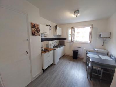 For rent Villeurbanne 2 rooms 44 m2 Rhone (69100) photo 2