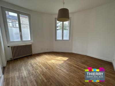 For sale Rennes 3 rooms 50 m2 Ille et vilaine (35000) photo 0