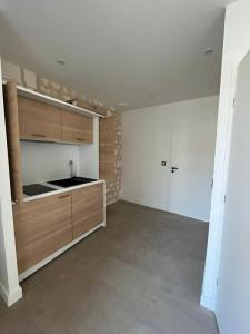 For rent Angouleme 2 rooms 31 m2 Charente (16000) photo 3