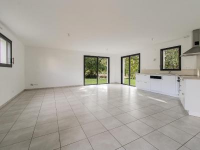 For sale Vertou 4 rooms 93 m2 Loire atlantique (44120) photo 3