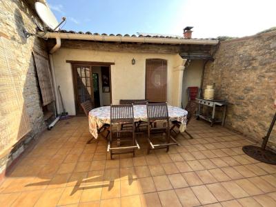 For sale 4 rooms 151 m2 Herault (34210) photo 1