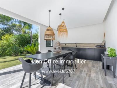 Acheter Maison 285 m2 Frejus