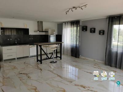 For rent Coteau 6 rooms 130 m2 Loire (42120) photo 4
