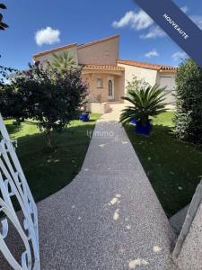For sale Villelongue-de-la-salanque 6 rooms 135 m2 Pyrenees orientales (66410) photo 0