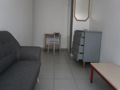 For rent Bordeaux 2 rooms 34 m2 Gironde (33200) photo 2
