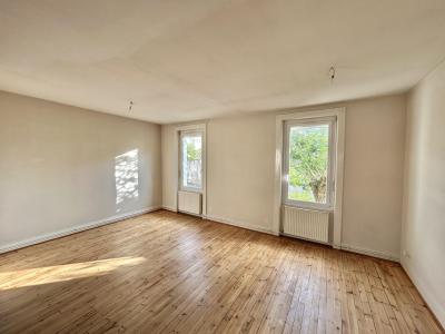 For sale Saint-etienne 4 rooms 76 m2 Loire (42100) photo 2