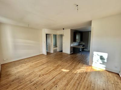 For sale Saint-etienne 4 rooms 76 m2 Loire (42100) photo 3
