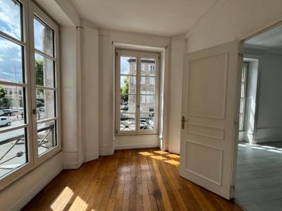 Annonce Vente 7 pices Appartement Montbrison 42