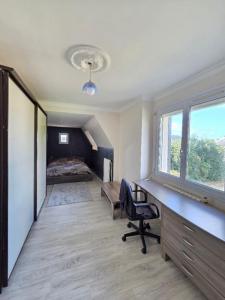 For sale Plouhinec 5 rooms 123 m2 Morbihan (56680) photo 3