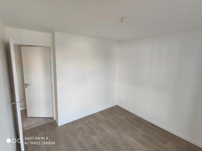 For rent Bois-d'arcy 3 rooms 59 m2 Yvelines (78390) photo 3