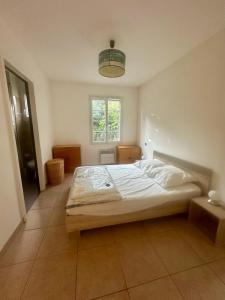 Louer Appartement Salon-de-provence 820 euros
