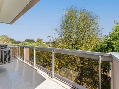 For sale Bordeaux 4 rooms 125 m2 Gironde (33200) photo 3