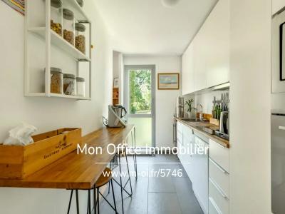 Acheter Appartement 91 m2 Beaurecueil