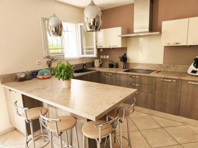 For sale Caromb 4 rooms 98 m2 Vaucluse (84330) photo 3