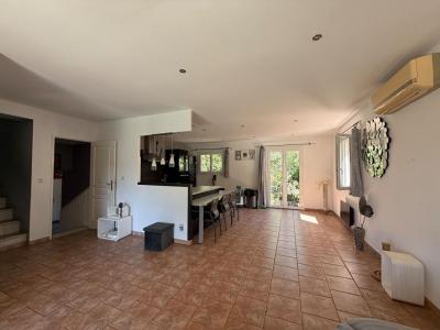 For sale Istres 6 rooms 135 m2 Bouches du Rhone (13800) photo 3