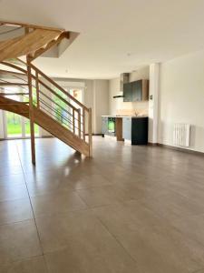 For sale Compiegne 4 rooms 99 m2 Oise (60200) photo 2
